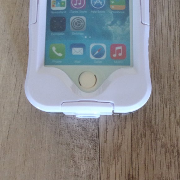 New in Box Fits Apple iPhone SE (2020) 7/8 White - Picture 6 of 6